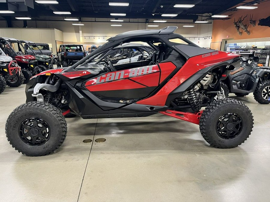 2024 Can-Am™ Maverick R X