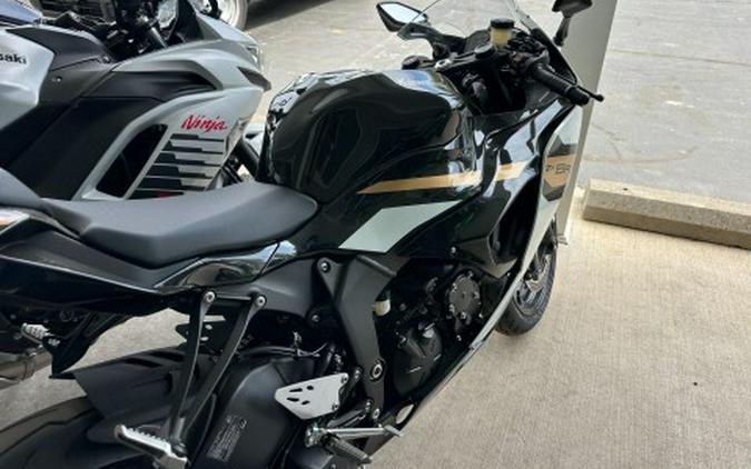 2026 Kawasaki Ninja® ZX™-6R