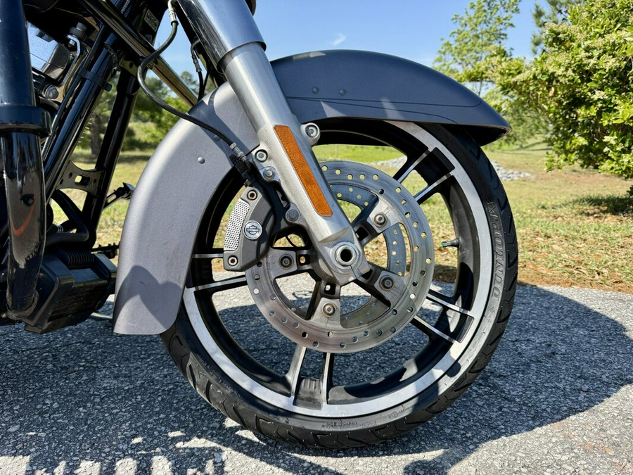 2016 Harley-Davidson® Street Glide® Special FLHXS