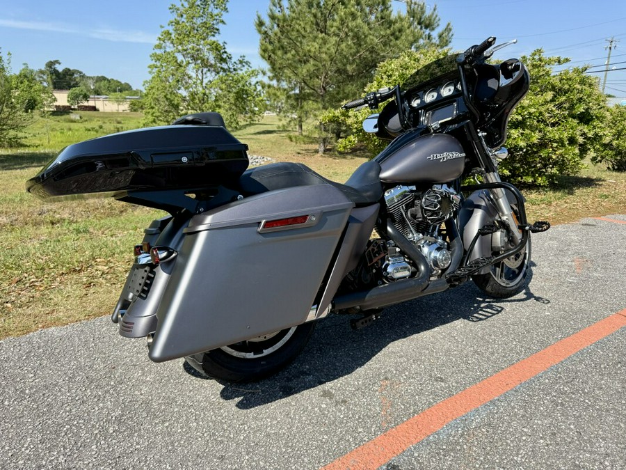 2016 Harley-Davidson® Street Glide® Special FLHXS