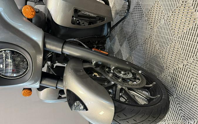 2025 INDIAN ROADMASTER DARK HORSE PREM AUDIO