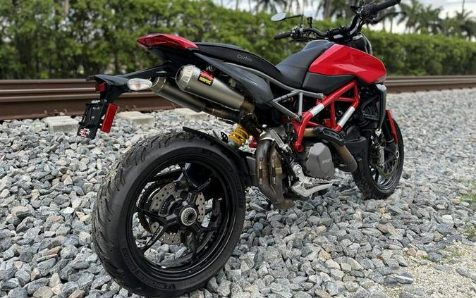 2021 Ducati Hypermotard 950 Ducati Red