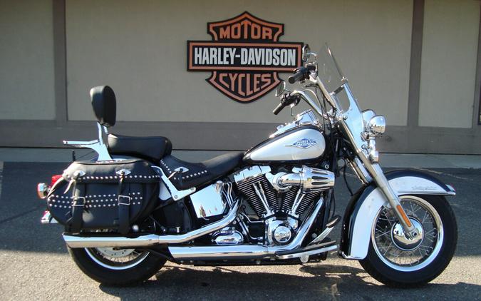 2013 Harley-Davidson Heritage Softail Classic Midnight Blue/Barracuda Silver