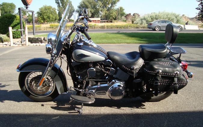 2013 Harley-Davidson Heritage Softail Classic Midnight Blue/Barracuda Silver