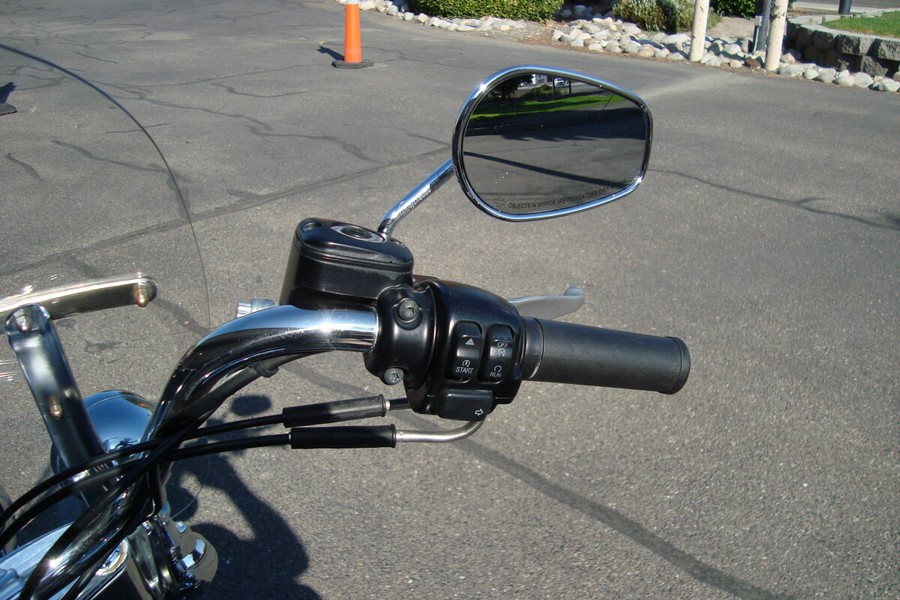 2013 Harley-Davidson Heritage Softail Classic Midnight Blue/Barracuda Silver