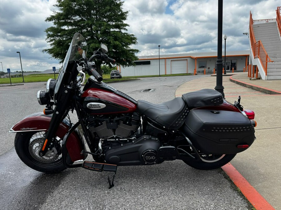 2024 Harley-Davidson® Heritage Classic Red Rock / Vivid Black