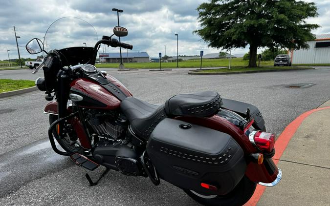 2024 Harley-Davidson® Heritage Classic Red Rock / Vivid Black