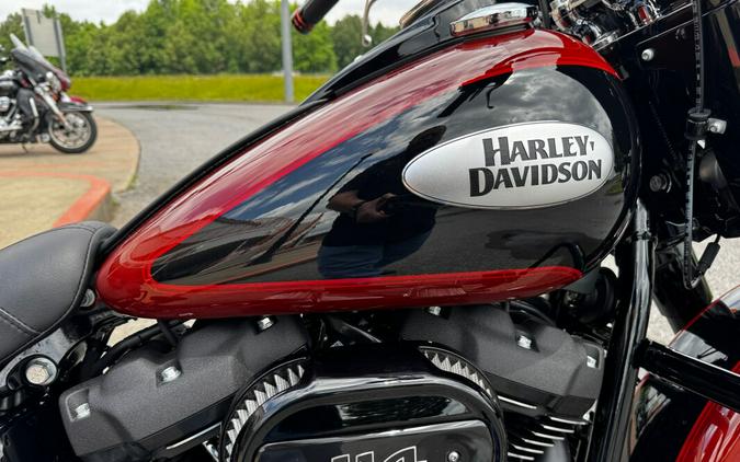 2024 Harley-Davidson® Heritage Classic Red Rock / Vivid Black