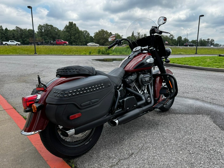 2024 Harley-Davidson® Heritage Classic Red Rock / Vivid Black
