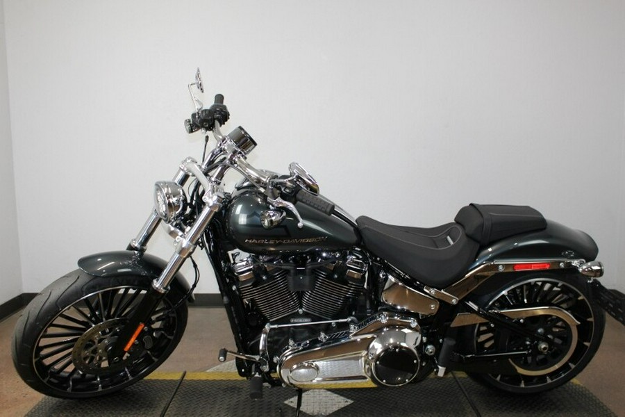 Harley-Davidson® Breakout® 2026 FXBR 84659653DT IRON HORSE MTLC
