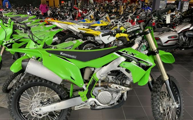 2023 Kawasaki KX250 First Look [8 Fast Facts for Motocross Racing]