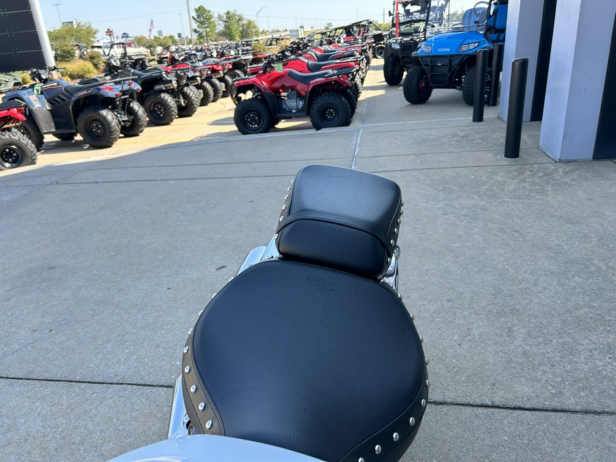 2025 Suzuki Boulevard C50T Special