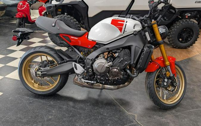 2025 Yamaha XSR900