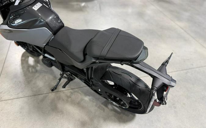 2026 KTM Duke 250