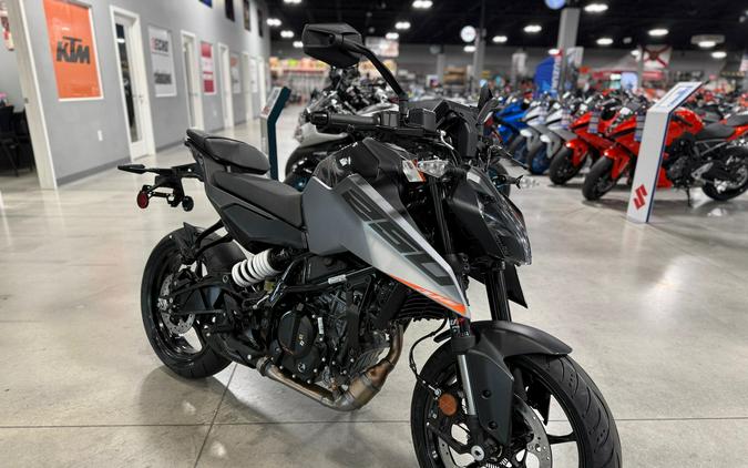 2026 KTM Duke 250