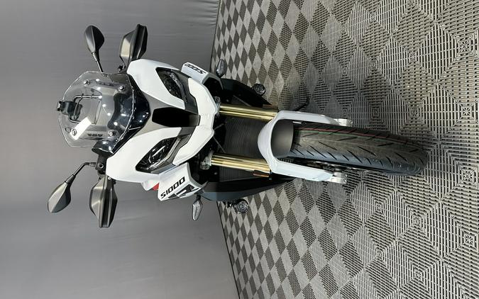 2026 BMW S 1000 XR