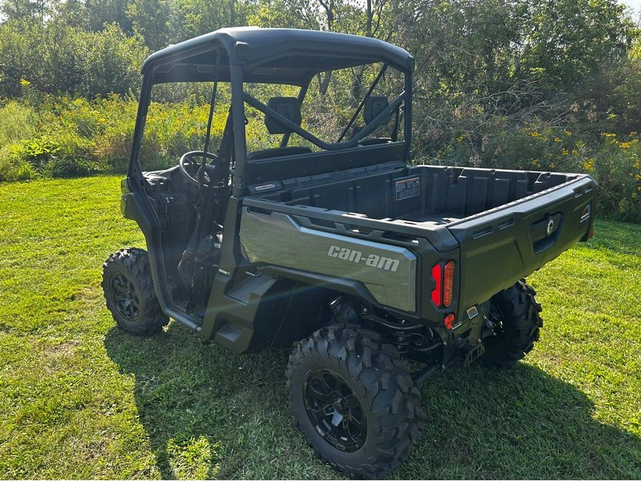 2024 Can-Am Defender HD10 XT