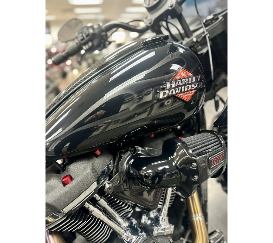 FXLRST 2025 Low Rider™ ST