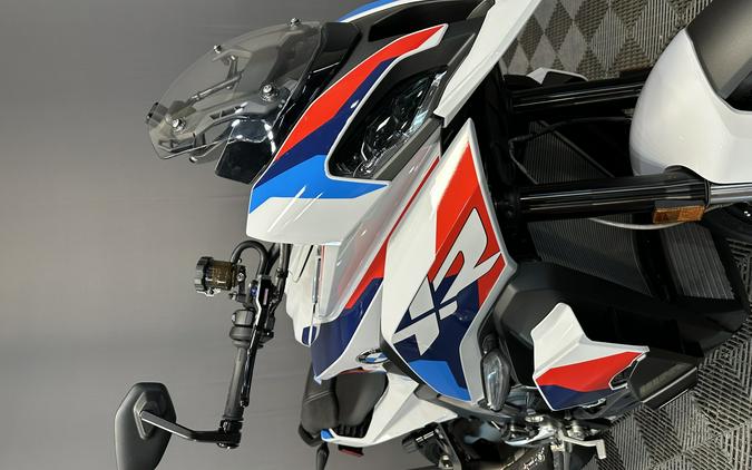 2026 BMW M 1000 XR