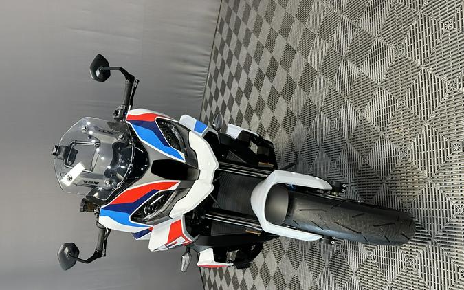 2026 BMW M 1000 XR