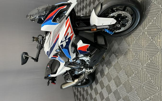 2026 BMW M 1000 XR