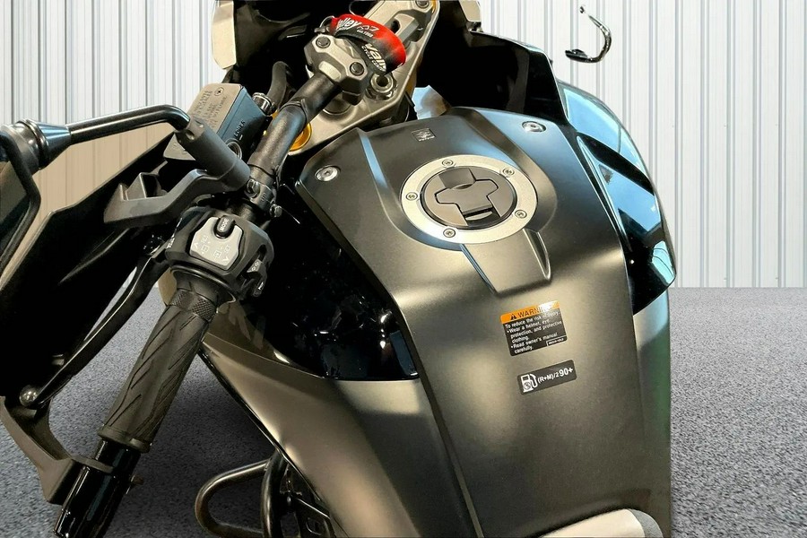 2024 Suzuki V-Strom 1050DE