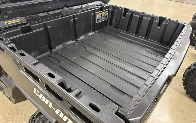2022 Can-Am Defender DPS HD10