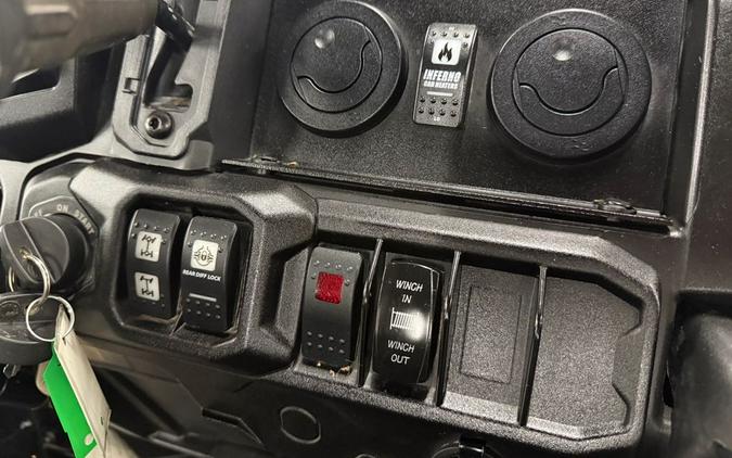 2022 Can-Am Defender DPS HD10