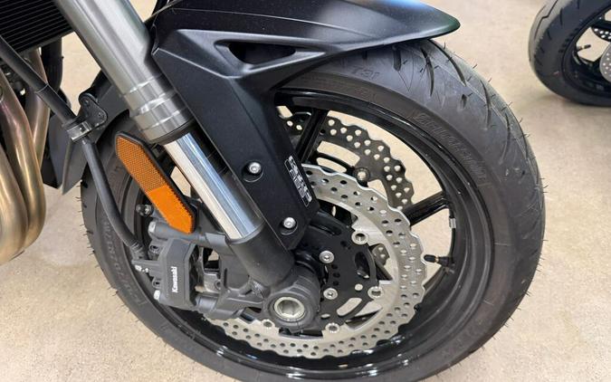 2023 Kawasaki Versys® 1000 SE LT+