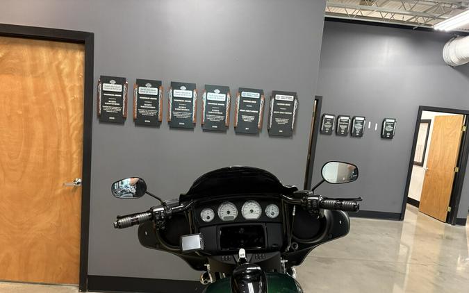 2019 Harley-Davidson® Street Glide® Kinetic Green