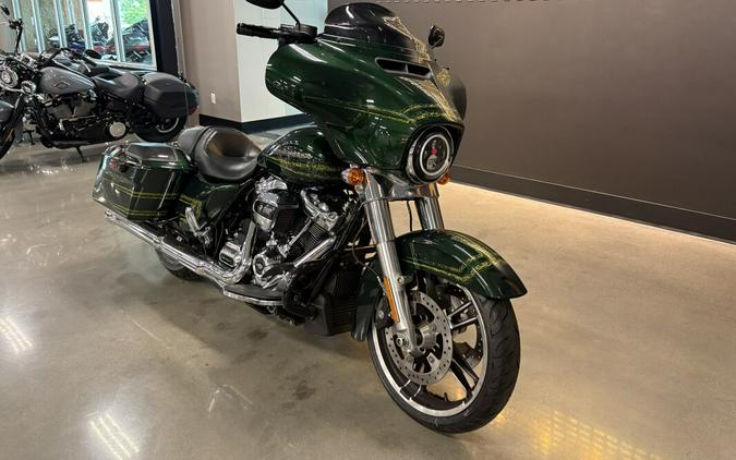 2019 Harley-Davidson® Street Glide® Kinetic Green