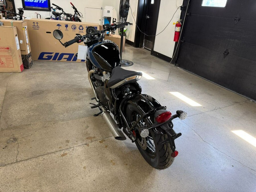 2026 Triumph Bonneville Bobber Base
