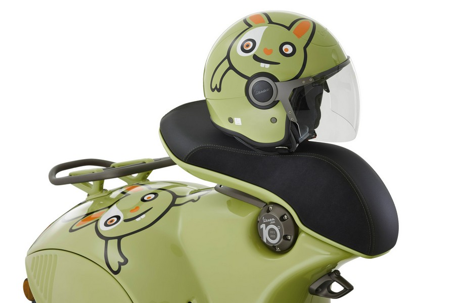 2023 Vespa 946 Bunny