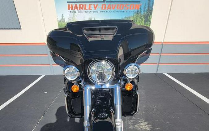 2023 Harley-Davidson® FLHTCUTG - Tri Glide® Ultra