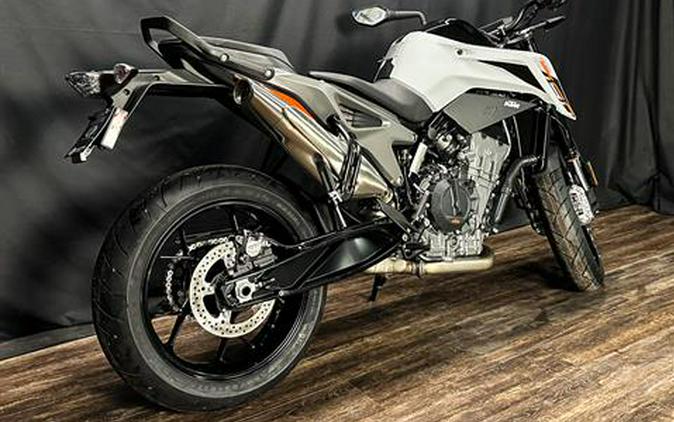 2024 KTM 790 Duke