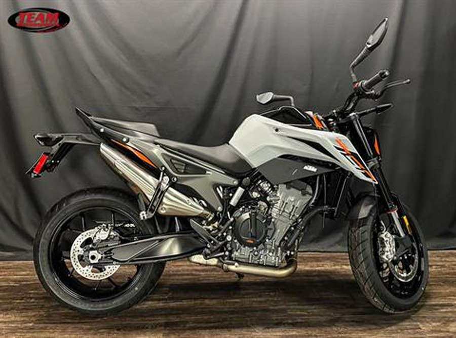 2024 KTM 790 Duke