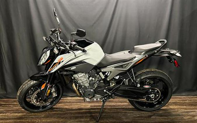 2024 KTM 790 Duke