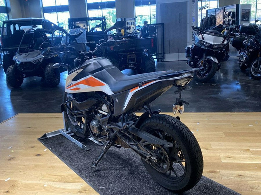 2021 KTM Adventure 390