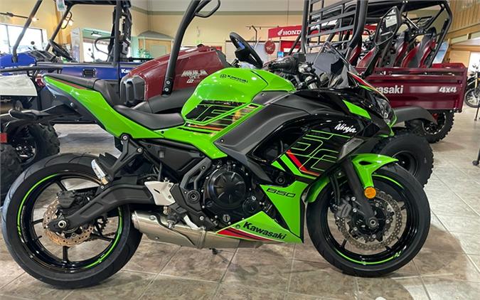 2023 Kawasaki Ninja 650 KRT Edition