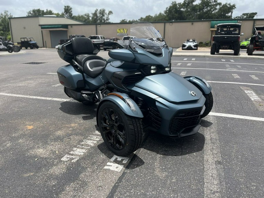 2025 Can-Am Spyder F3 Limited Dark Wheels
