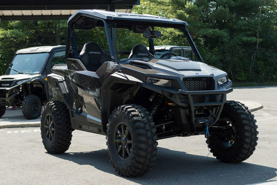 2025 Polaris GENERAL XP 1000 Ultimate