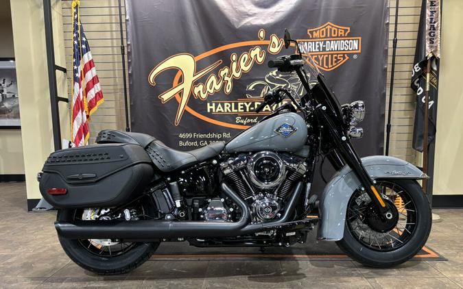 2026 Harley-Davidson® Heritage Classic Dark Billiard Gray Black Laced Wheels