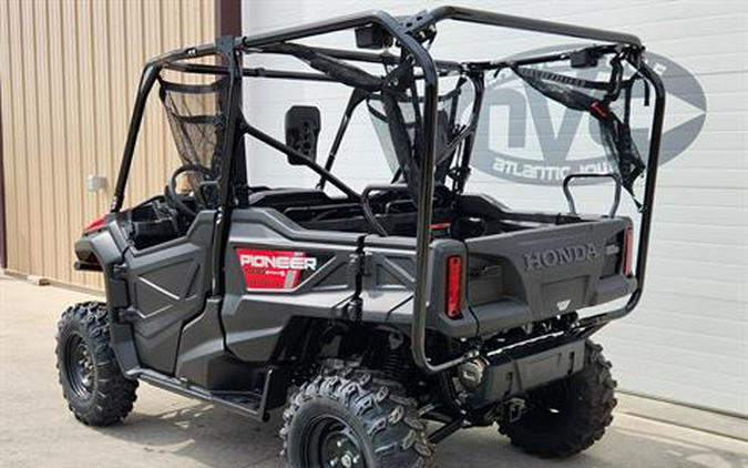 2024 Honda Pioneer 1000-5