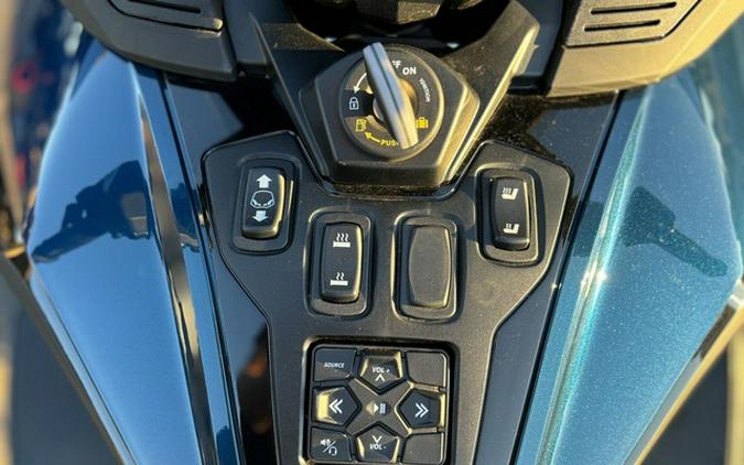 2023 Can-Am Spyder RT Limited Dark Wheels