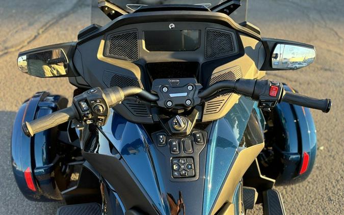 2023 Can-Am Spyder RT Limited Dark Wheels