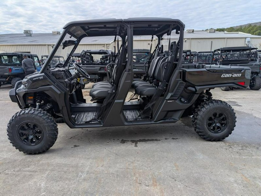 2026 Can-Am® Defender MAX XT HD11 With 10.25 in.display