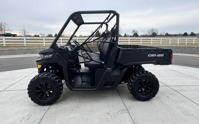 2026 Can-Am® Defender DPS HD9 Stealth Black