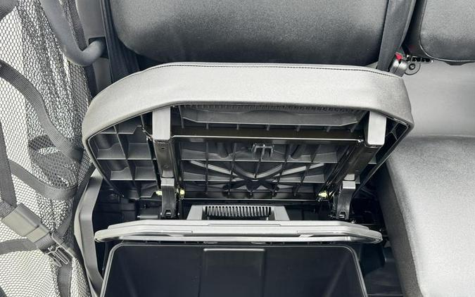 2026 Can-Am® Defender DPS HD9 Stealth Black