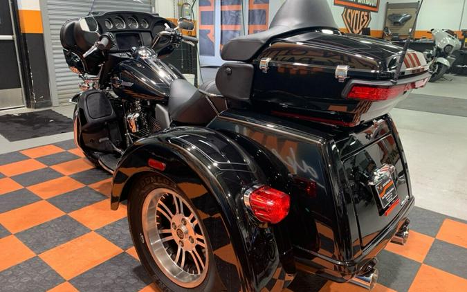 2024 Harley-Davidson Tri-Glide Ultra FLHTCUTG