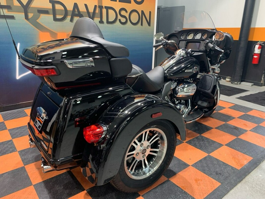 2024 Harley-Davidson Tri-Glide Ultra FLHTCUTG